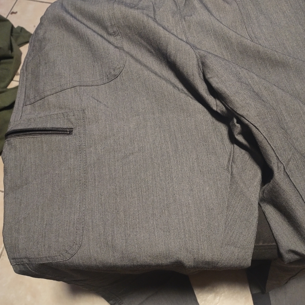 Adar heather grey jogger scrub pants